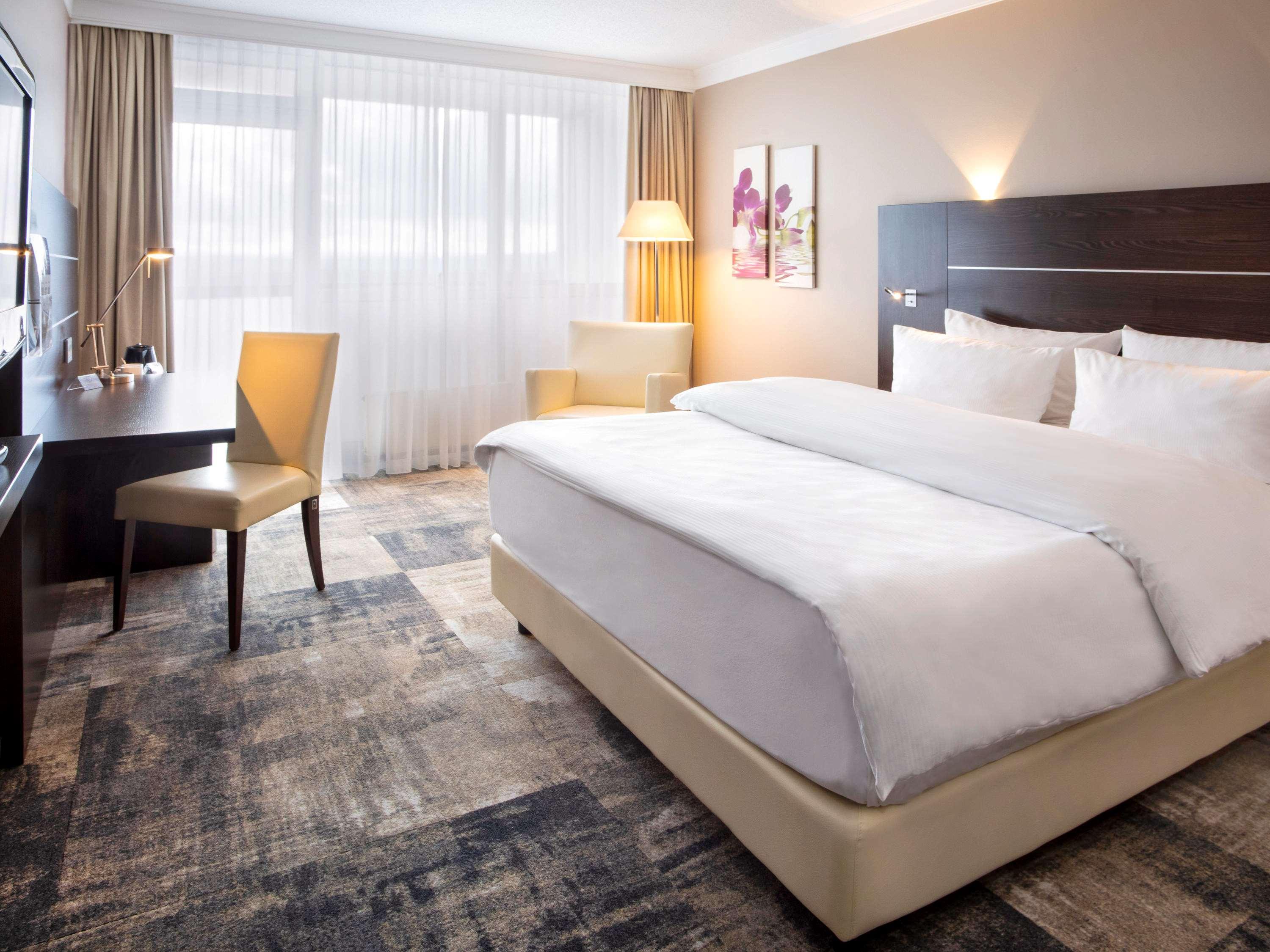Mercure Hotel Ludenscheid Bagian luar foto