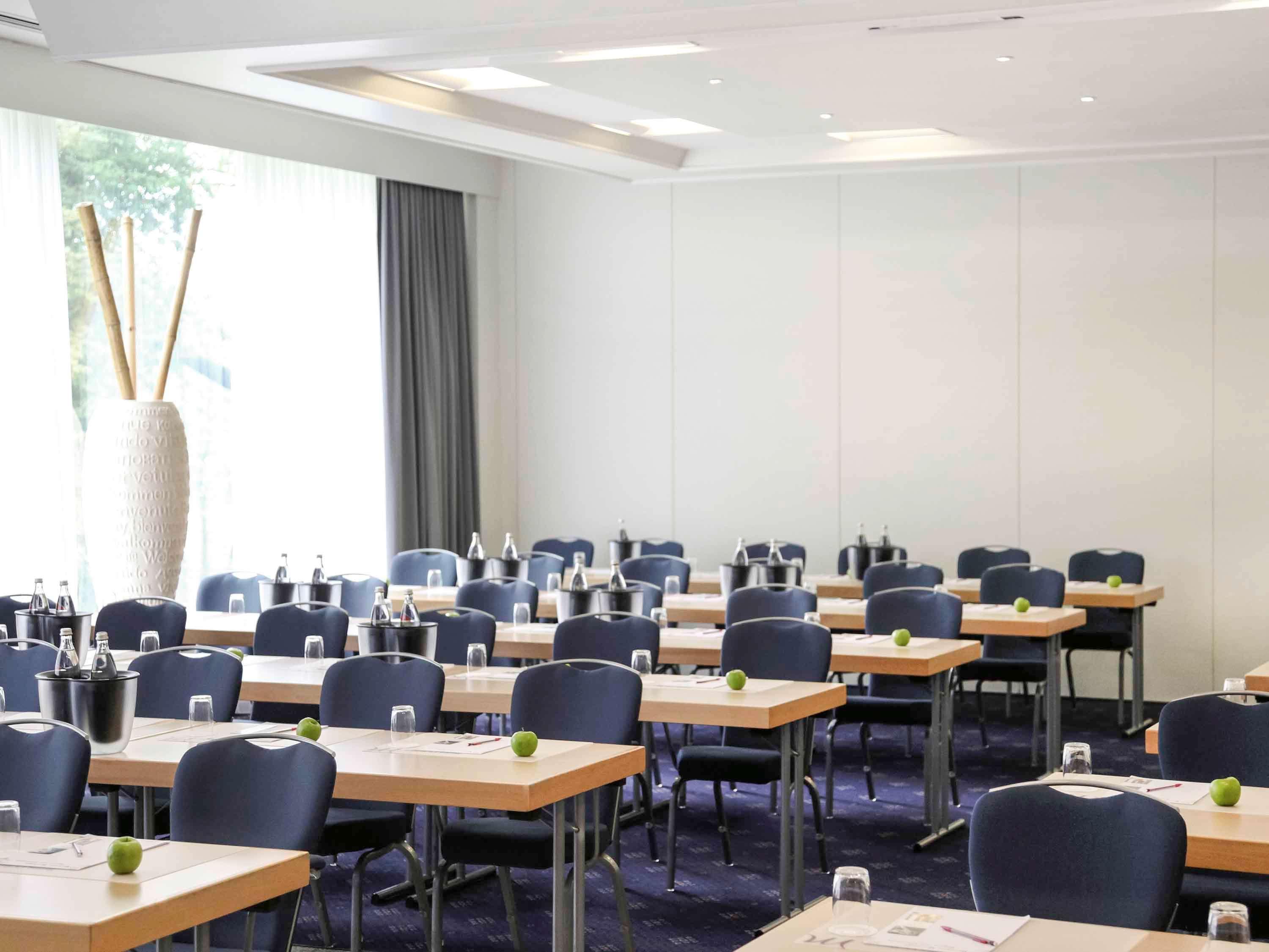 Mercure Hotel Ludenscheid Bagian luar foto
